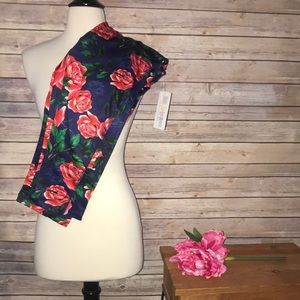 LuLaRoe Jade Workout Pants size Large.